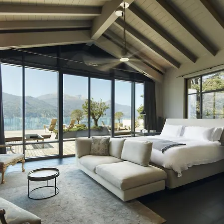Holiday home Incredibly Luxurious For 16 Guests With Pool And Jacuzzi Menaggio